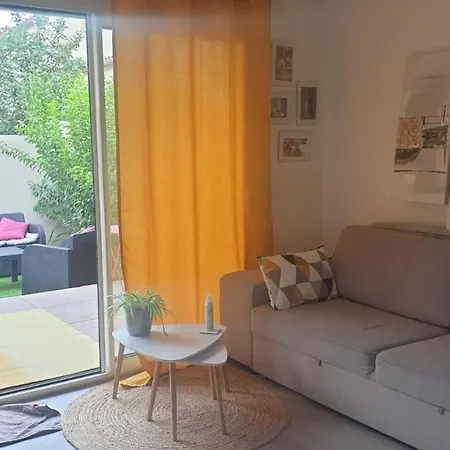 Montpellier, Magnifique T2 Cosy Avec Jardin *