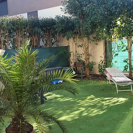 Apartment Montpellier, Magnifique T2 Cosy Avec Jardin *